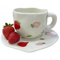 Чашка с блюдцем "Суница-земляника", 300 мл Чашка с блюдцем "Суница-земляника", 300 мл