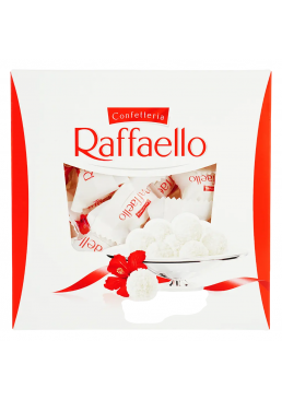 Конфеты Raffaello в кокосовой стружке с целым миндальным орехом, 260 г 