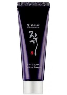 Шампунь Daeng Gi Meo Ri Vitalizing Shampoo для регенерации волос, 50 мл